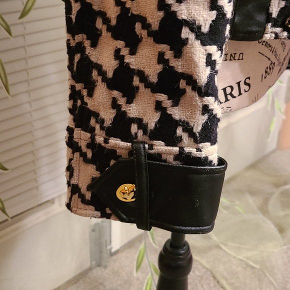 Apple Bottoms cropped jacket - Picture 8 of 14